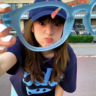 屋顶上的马奶节